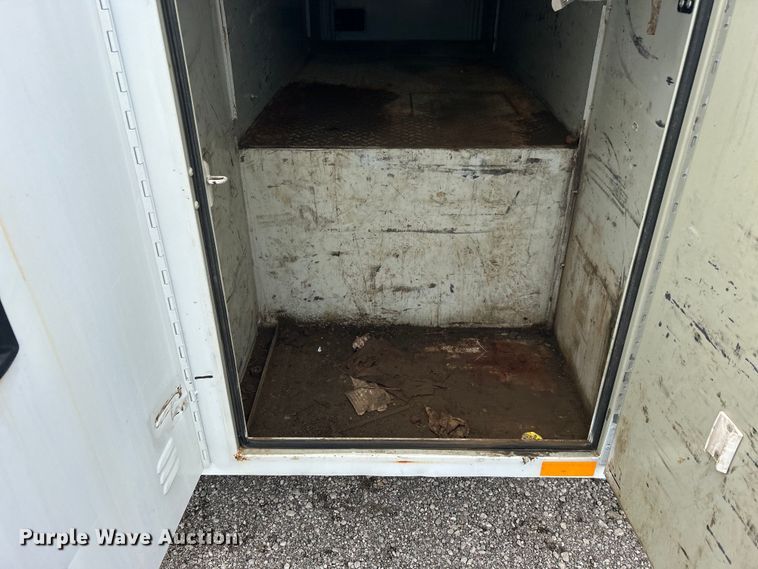 image for item EG1525 2015 Freightliner  M2 Business Class utility / service truck