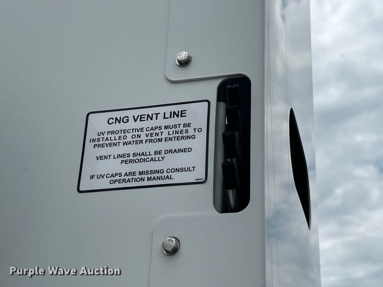 image for item EG1525 2015 Freightliner  M2 Business Class utility / service truck