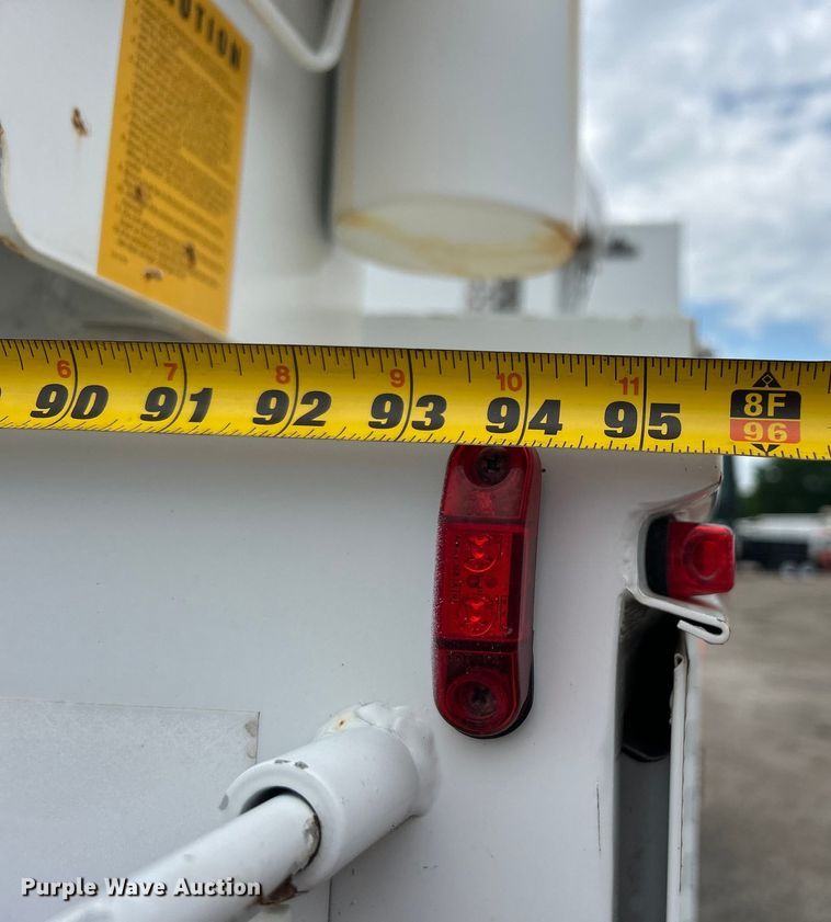 image for item EG1525 2015 Freightliner  M2 Business Class utility / service truck