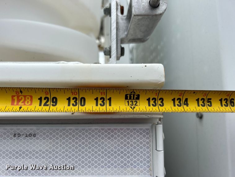 image for item EG1525 2015 Freightliner  M2 Business Class utility / service truck