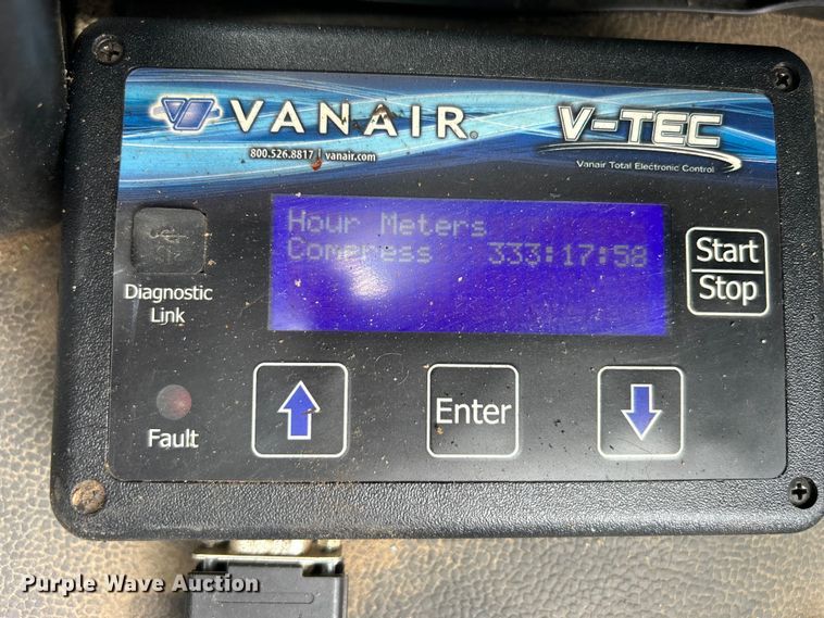 image for item EG1525 2015 Freightliner  M2 Business Class utility / service truck