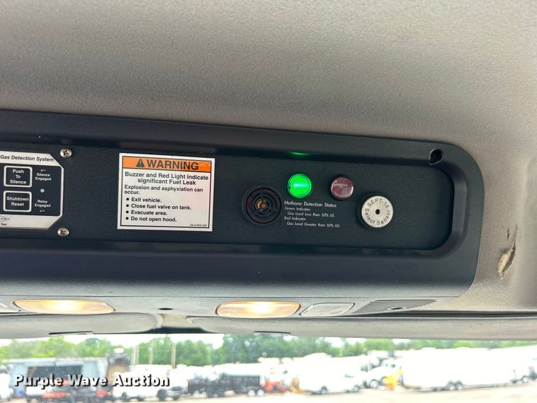 image for item EG1525 2015 Freightliner  M2 Business Class utility / service truck