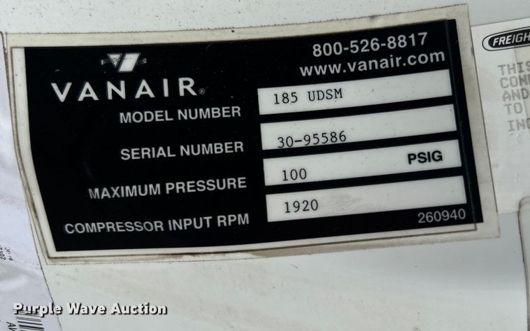 image for item EG1525 2015 Freightliner  M2 Business Class utility / service truck