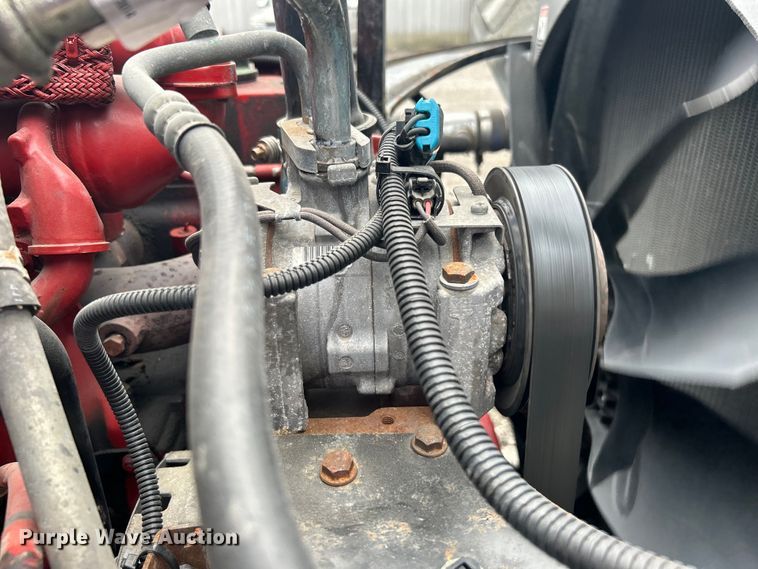 image for item EG1525 2015 Freightliner  M2 Business Class utility / service truck