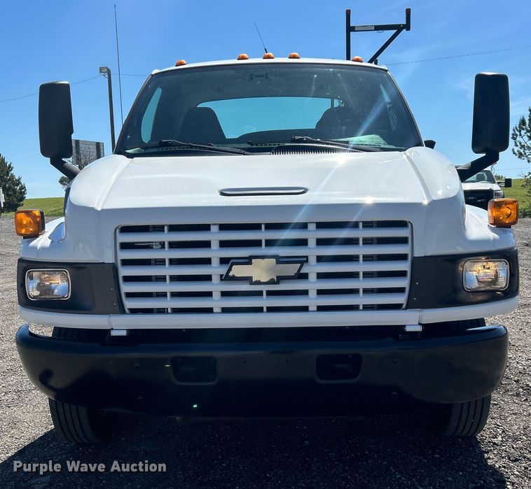 image for item EG1567 2007 Chevrolet  C4500 utility / service truck