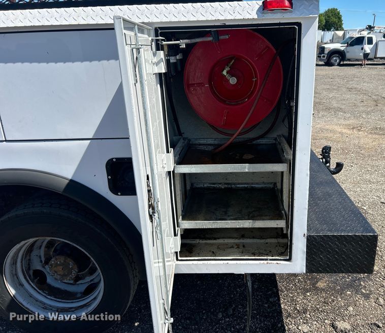 image for item EG1567 2007 Chevrolet  C4500 utility / service truck