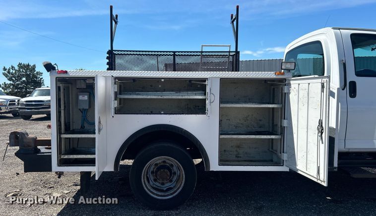 image for item EG1567 2007 Chevrolet  C4500 utility / service truck