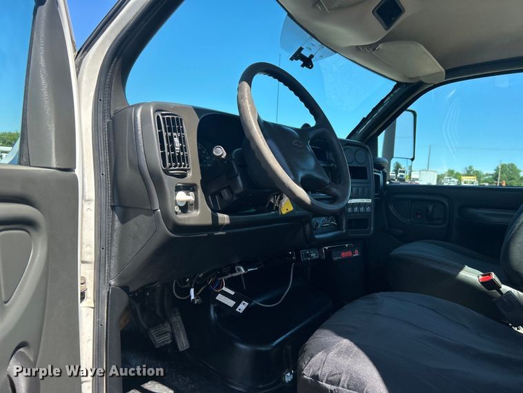 image for item EG1567 2007 Chevrolet  C4500 utility / service truck