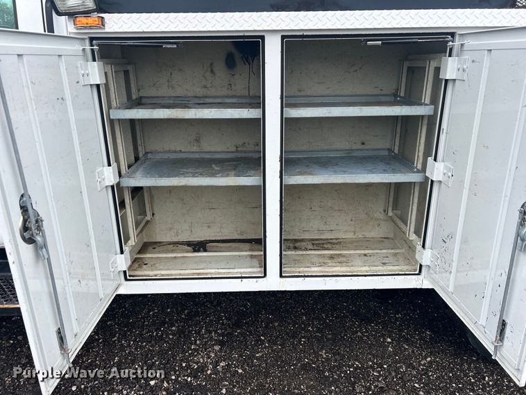 image for item EG1583 2009 GMC C5500 utility / service truck