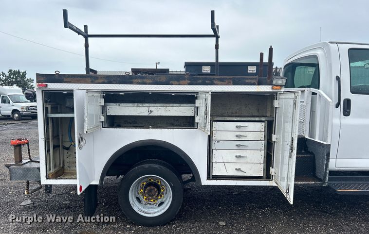 image for item EG1583 2009 GMC C5500 utility / service truck