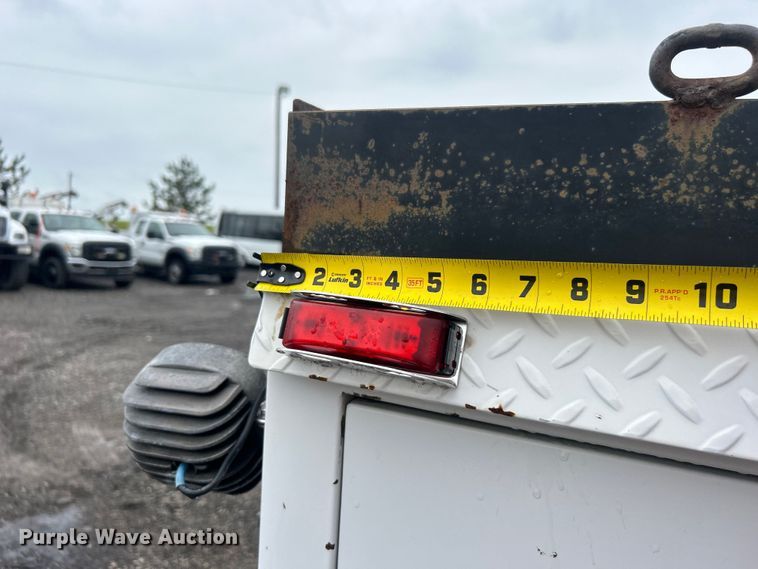 image for item EG1583 2009 GMC C5500 utility / service truck