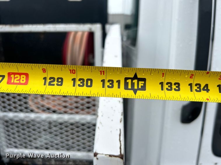 image for item EG1583 2009 GMC C5500 utility / service truck