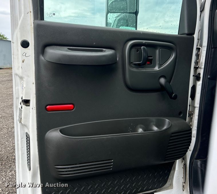 image for item EG1583 2009 GMC C5500 utility / service truck