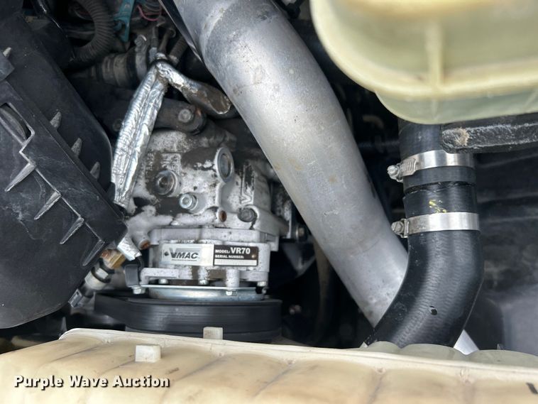 image for item EG1583 2009 GMC C5500 utility / service truck