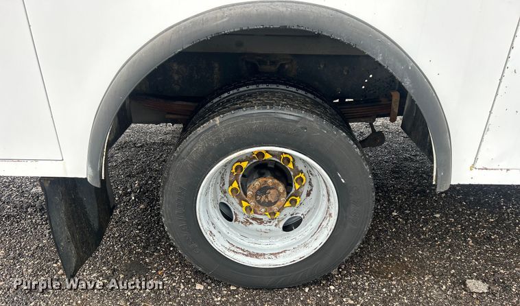 image for item EG1583 2009 GMC C5500 utility / service truck