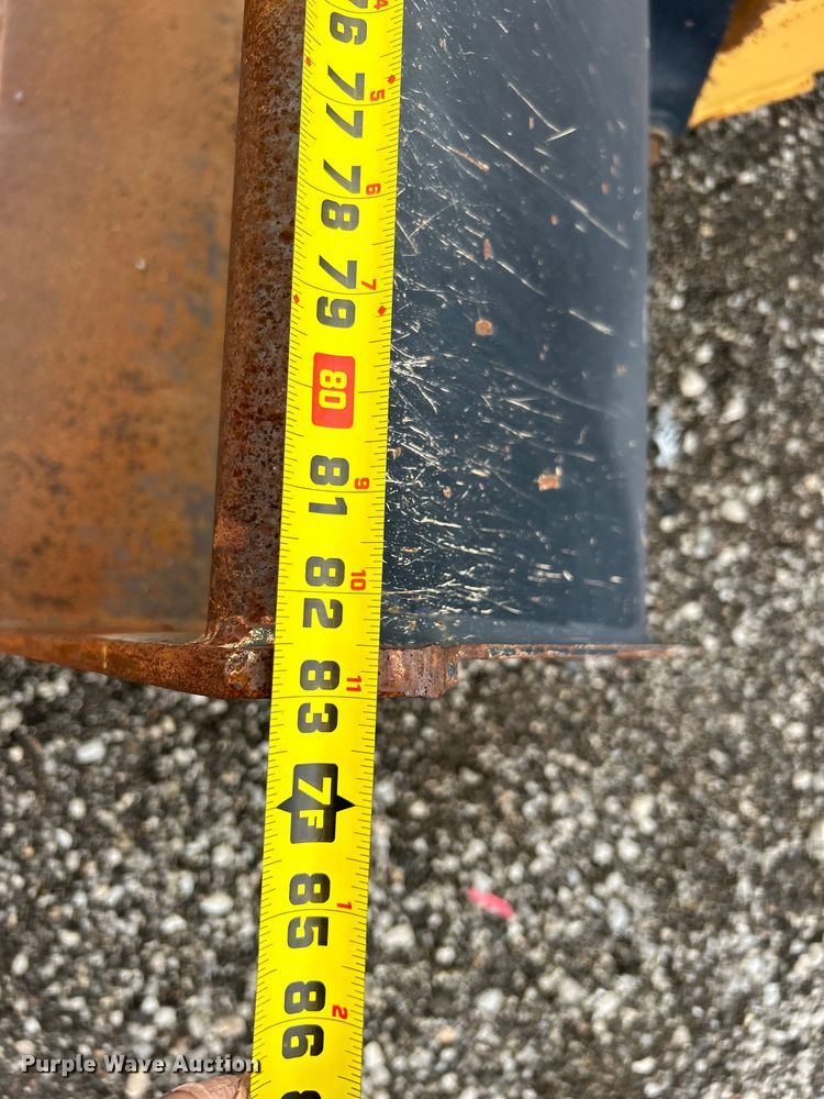 image for item EG1591 Ford 345D landscape tractor