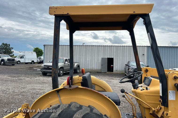 image for item EG1591 Ford 345D landscape tractor