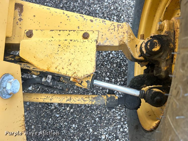 image for item EG1591 Ford 345D landscape tractor