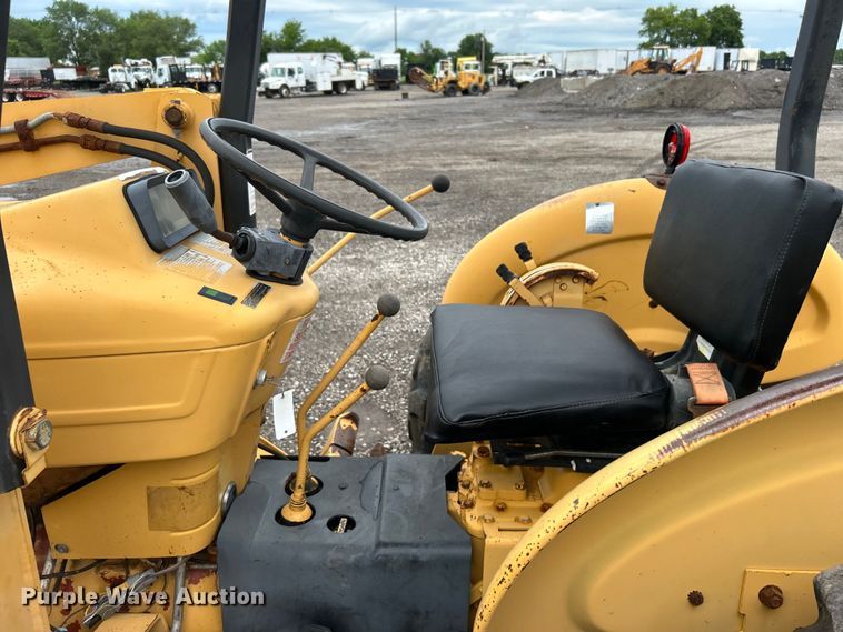 image for item EG1591 Ford 345D landscape tractor