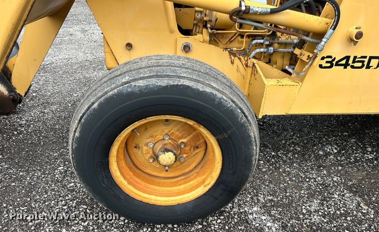 image for item EG1591 Ford 345D landscape tractor