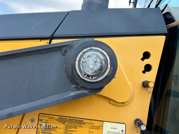 image for item EG1598 2012 John Deere 310SK backhoe