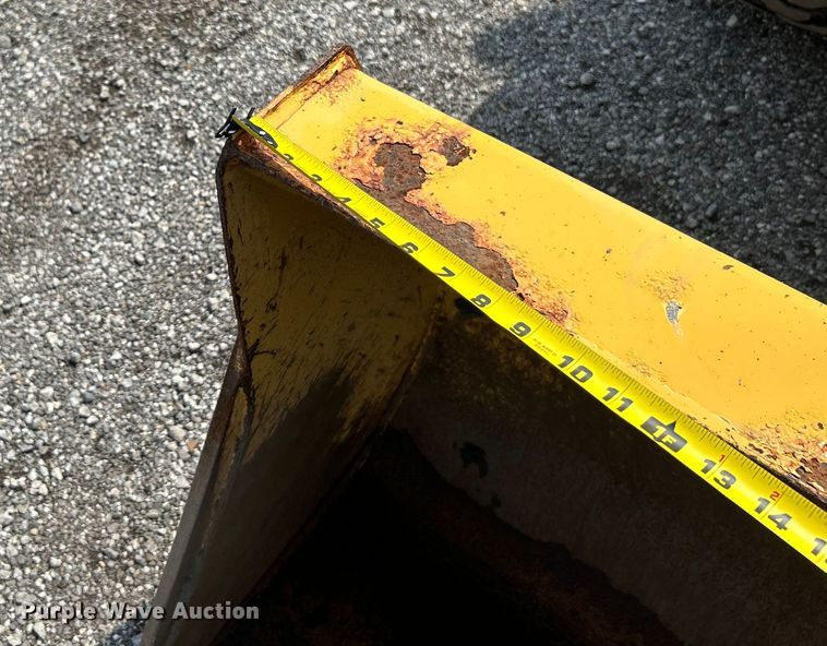 image for item EG1598 2012 John Deere 310SK backhoe