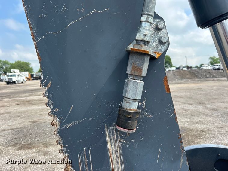 image for item EG1598 2012 John Deere 310SK backhoe