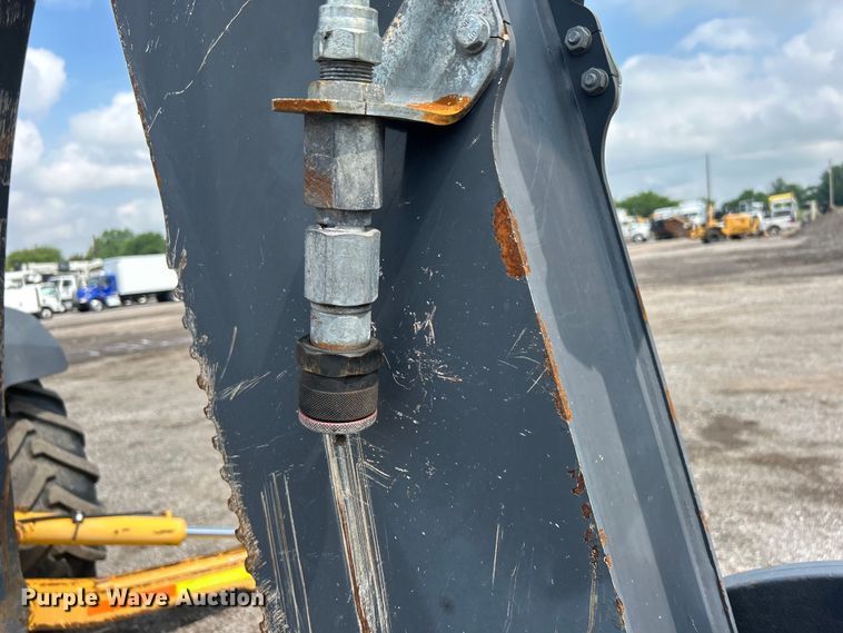 image for item EG1598 2012 John Deere 310SK backhoe