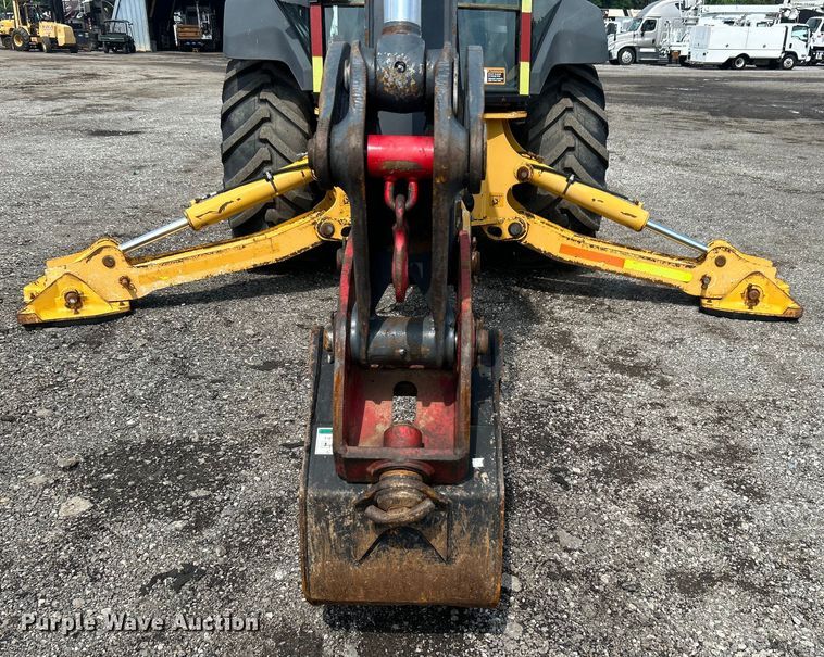 image for item EG1598 2012 John Deere 310SK backhoe