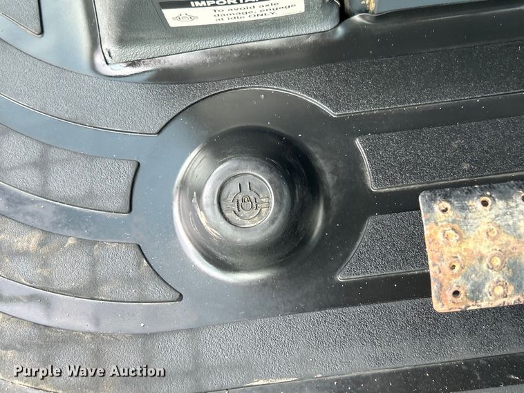 image for item EG1598 2012 John Deere 310SK backhoe