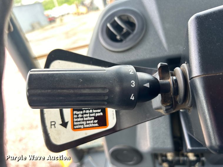 image for item EG1598 2012 John Deere 310SK backhoe