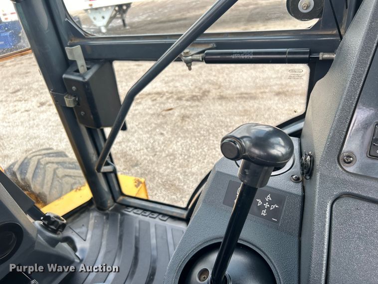 image for item EG1598 2012 John Deere 310SK backhoe