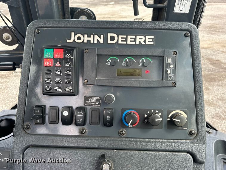 image for item EG1598 2012 John Deere 310SK backhoe