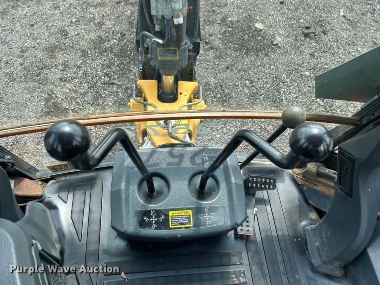 image for item EG1598 2012 John Deere 310SK backhoe