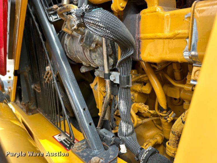 image for item EG1598 2012 John Deere 310SK backhoe