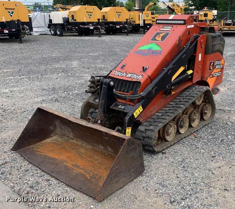 image for item EH3867 2020 Ditch Witch SK1050 compact utility loader