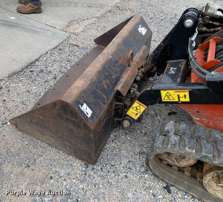 image for item EH3867 2020 Ditch Witch SK1050 compact utility loader