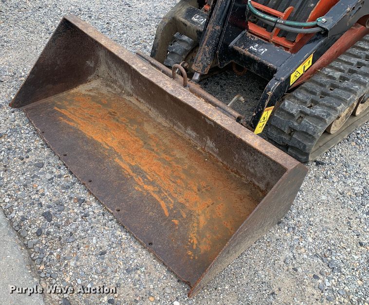 image for item EH3867 2020 Ditch Witch SK1050 compact utility loader