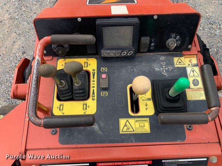 image for item EH3867 2020 Ditch Witch SK1050 compact utility loader