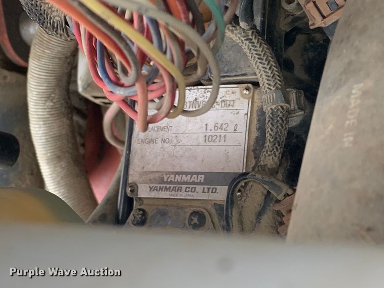 image for item EH3868 2017 Ditch Witch SK1050 compact utility loader