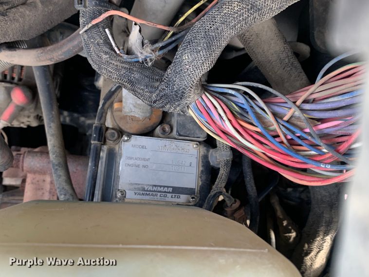 image for item EH3868 2017 Ditch Witch SK1050 compact utility loader