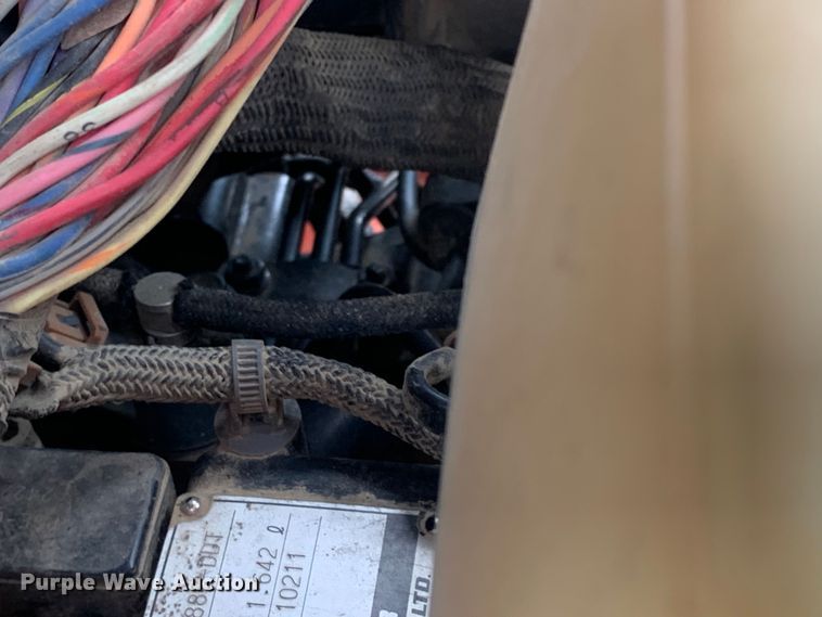 image for item EH3868 2017 Ditch Witch SK1050 compact utility loader