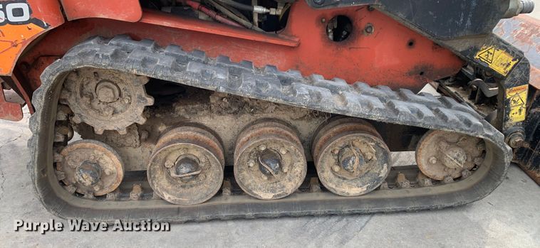 image for item EH3868 2017 Ditch Witch SK1050 compact utility loader