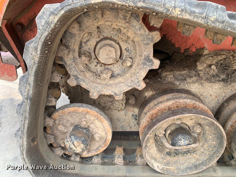 image for item EH3868 2017 Ditch Witch SK1050 compact utility loader