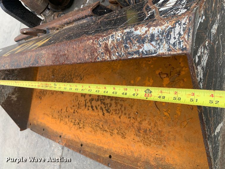 image for item EH3869 2019 Ditch Witch  SK1050 compact utility loader