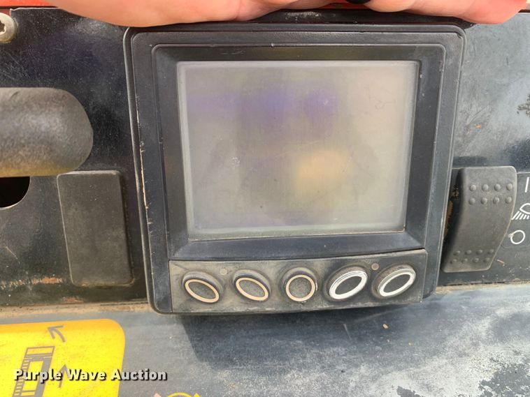 image for item EH3869 2019 Ditch Witch  SK1050 compact utility loader