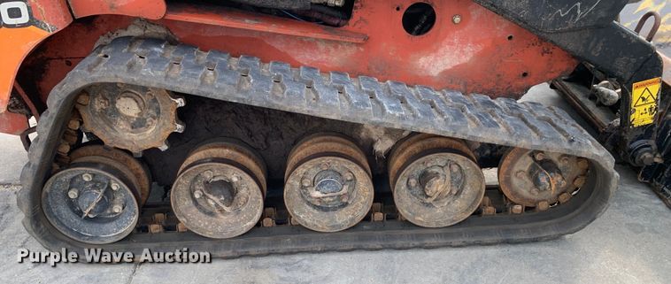 image for item EH3869 2019 Ditch Witch  SK1050 compact utility loader