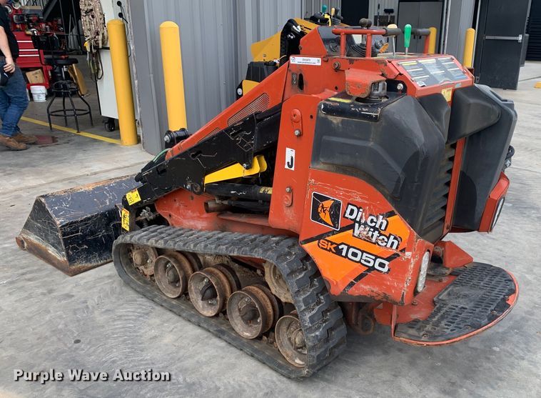 image for item EH3870 2018 Ditch Witch  SK1050 compact utility loader