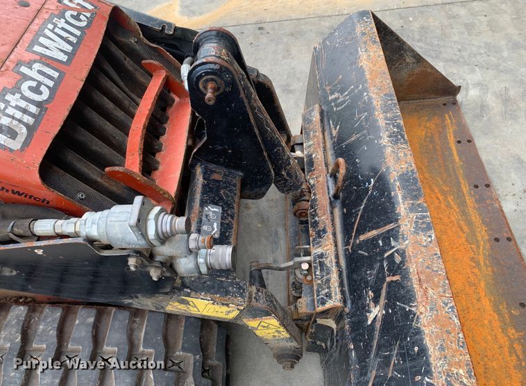 image for item EH3870 2018 Ditch Witch  SK1050 compact utility loader