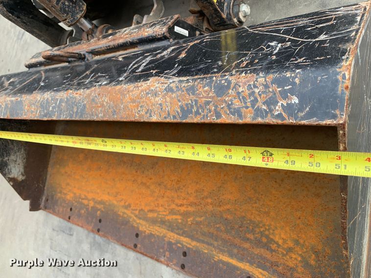 image for item EH3870 2018 Ditch Witch  SK1050 compact utility loader